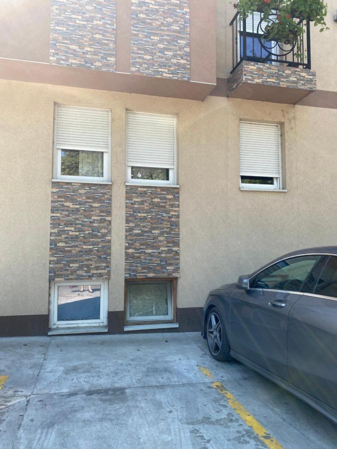 Apartamento Zemunske Kapije 2 Prizrenska Belgrado Exterior foto